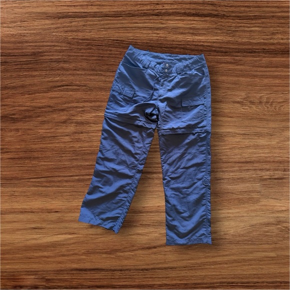 The North Face Women Cargo Buckle Pant Short Court zipper Pockets  Gray size 8 - Picture 2 of 16